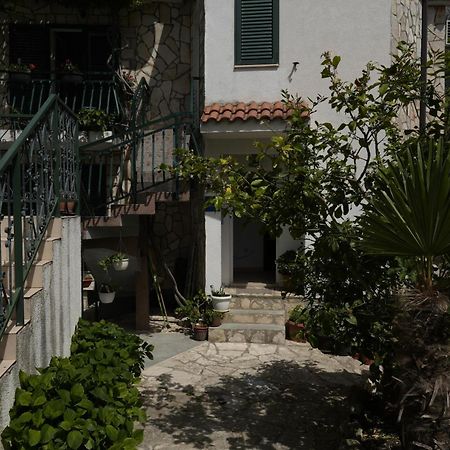 Apartmani Kezic Drvenik Дрвеник Екстериор снимка